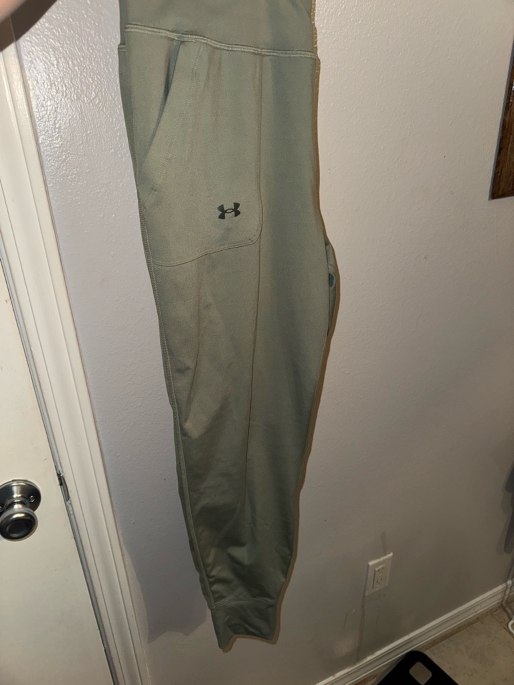 Under Armour Women’s Olive Green Performance Jogger Pants